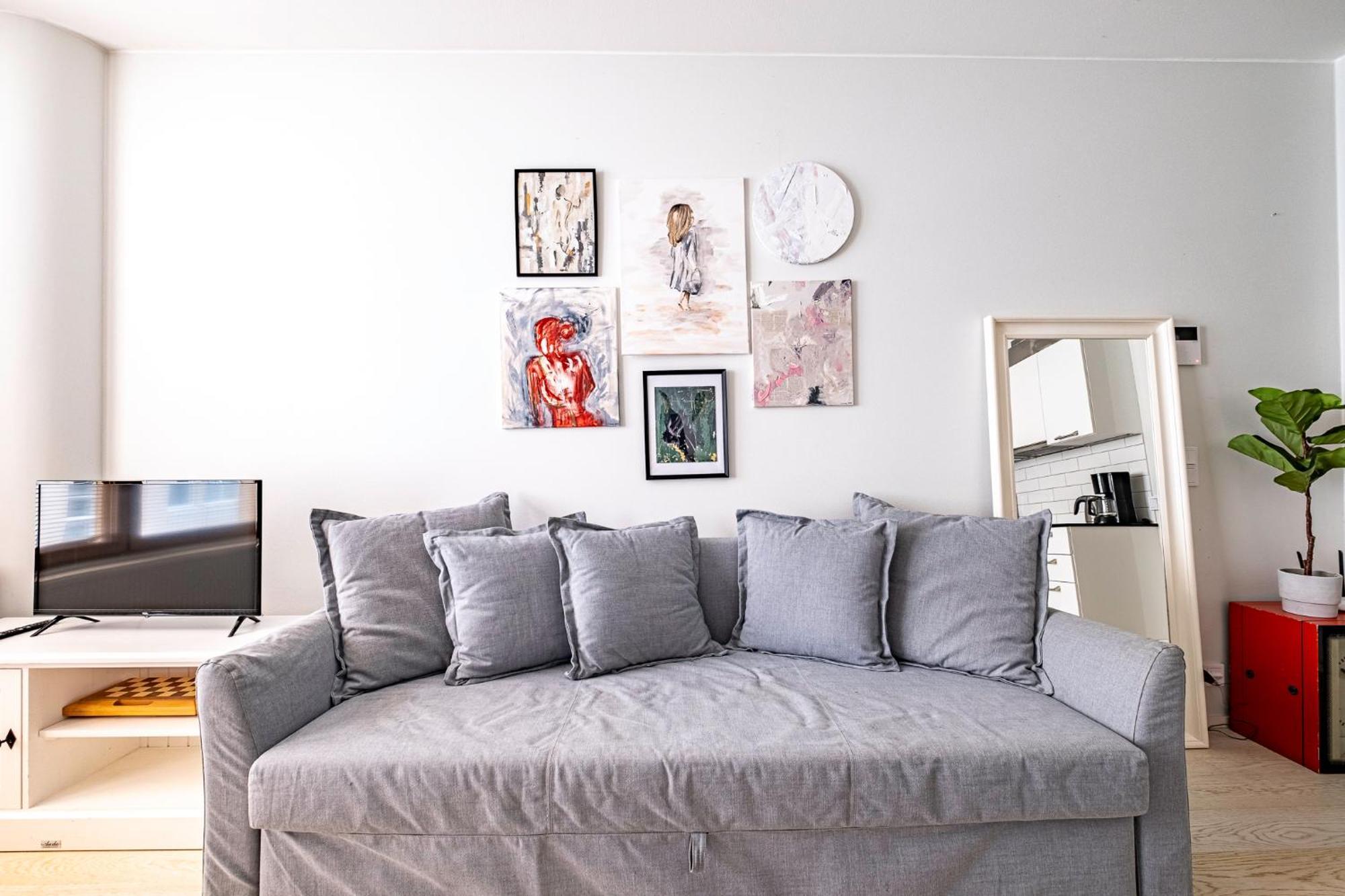 Nice Studio Apartment On A Pedestrian Street เฮลซิงกิ ภายนอก รูปภาพ
