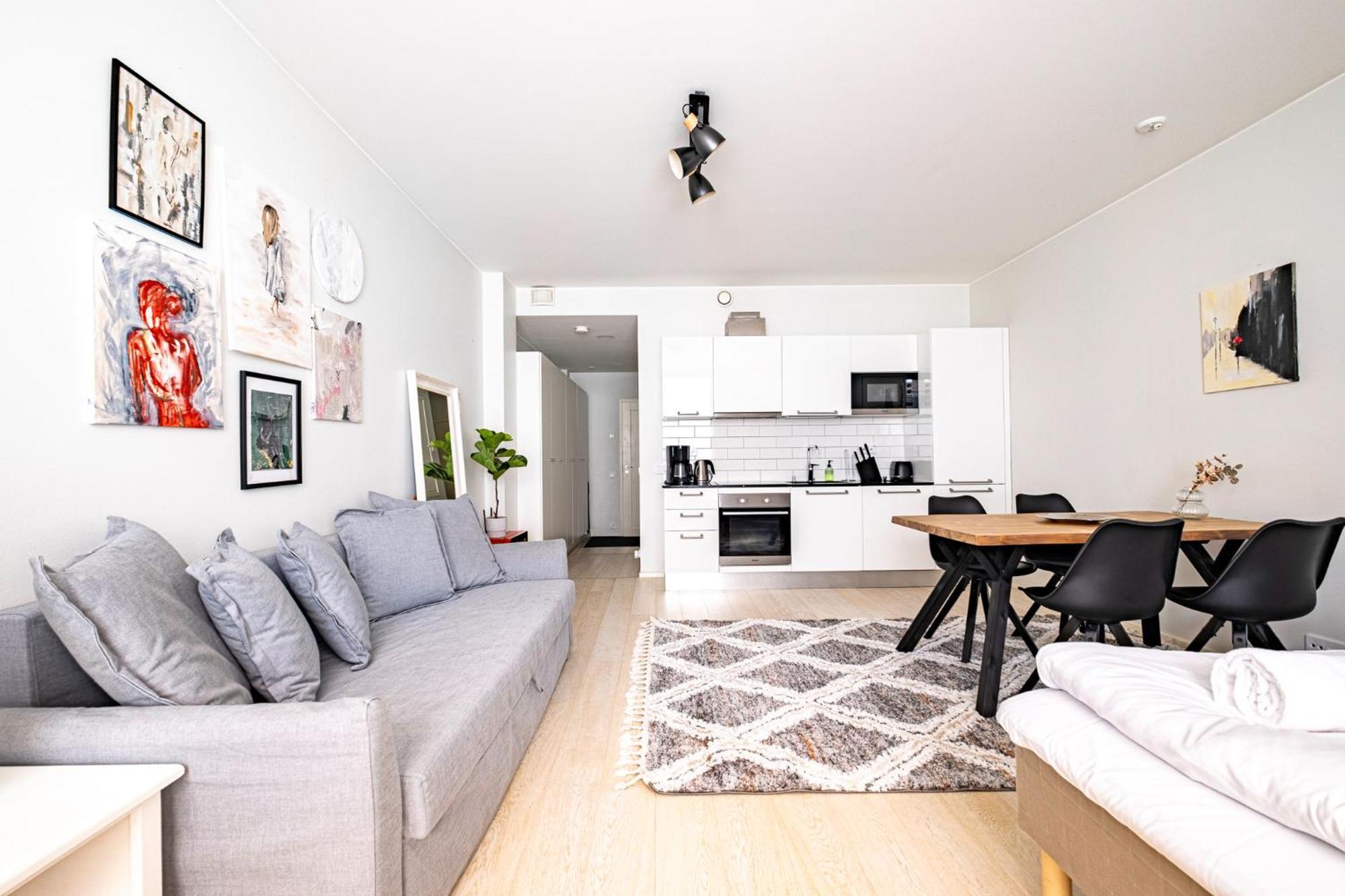 Nice Studio Apartment On A Pedestrian Street เฮลซิงกิ ภายนอก รูปภาพ